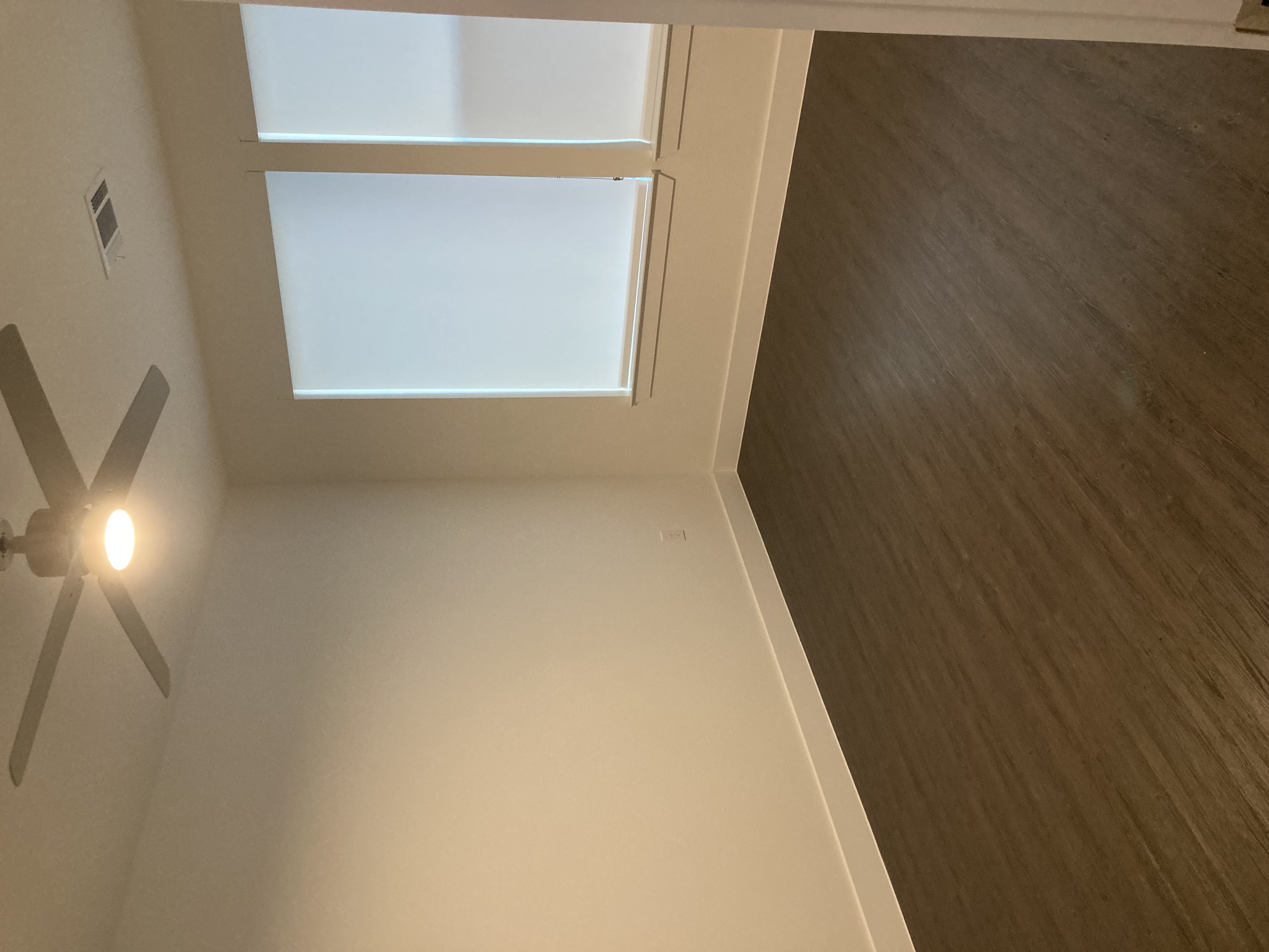 Old Biophilic Bedroom