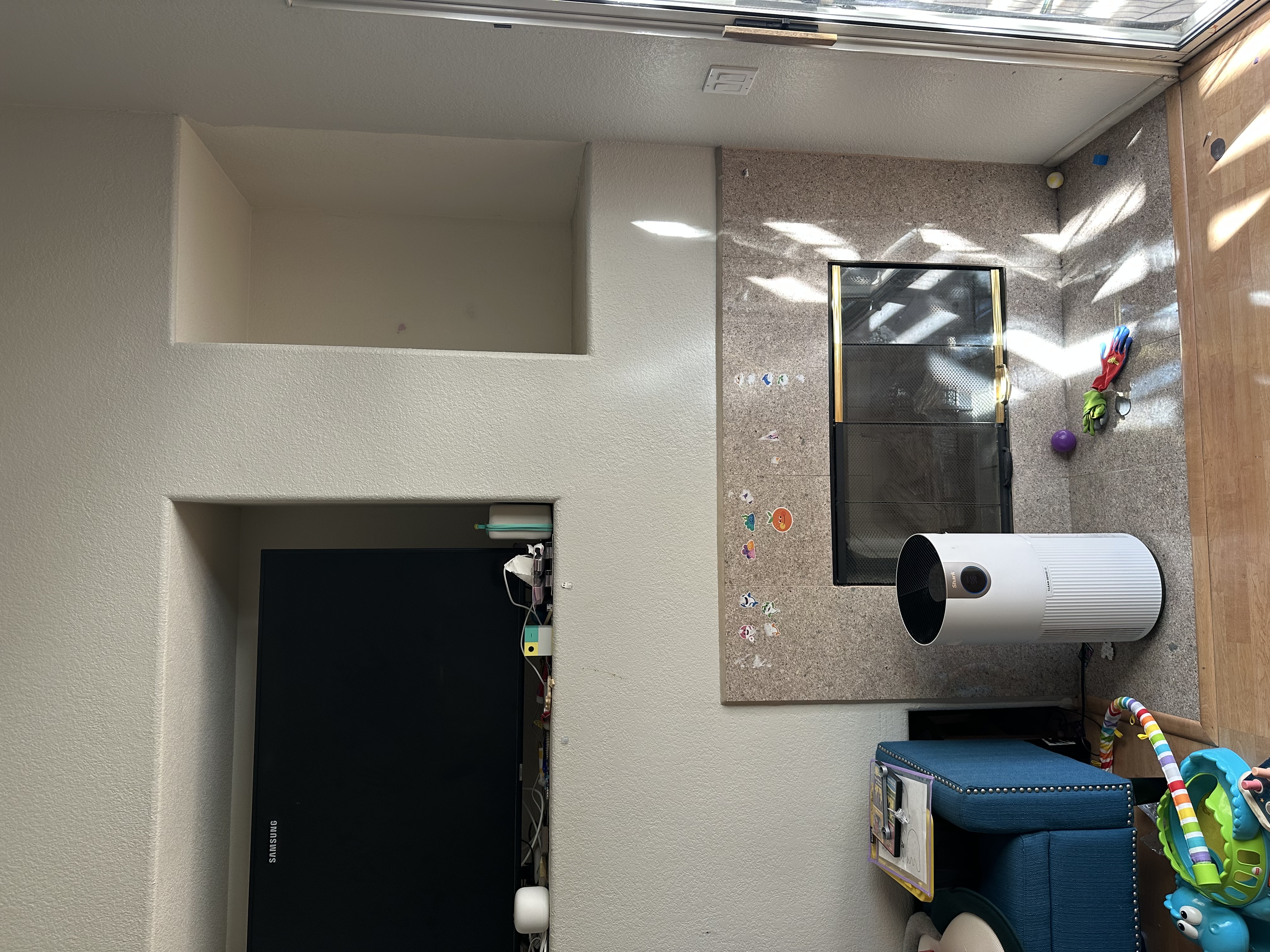 Old Mid-Century Modern 