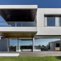 Contemporary House Exterior