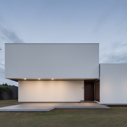 Minimalist House Exterior