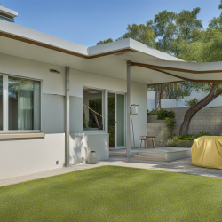 Mid-Century Modern House Exterior