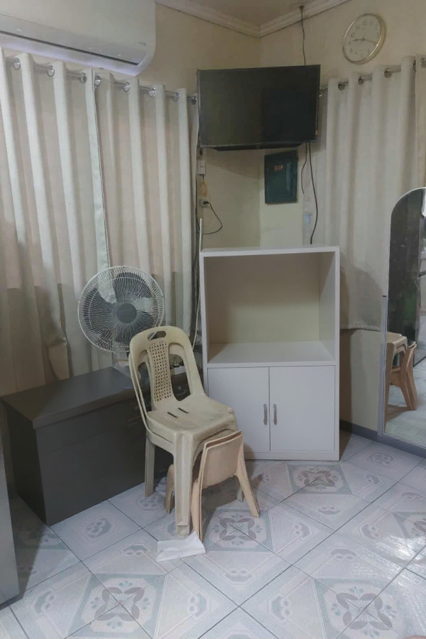 New Contemporary Living Room