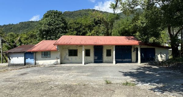 Old Minimalist House Exterior