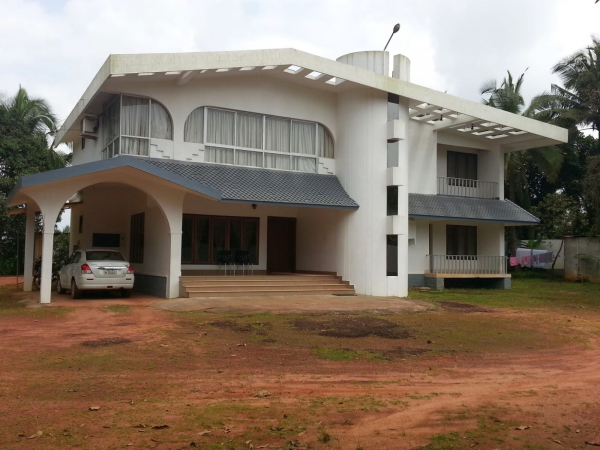 Old Minimalist House Exterior
